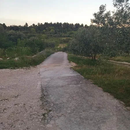 Apartman Skradin סקארדין